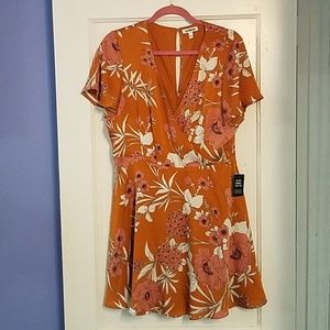 Express Floral print orange dress size 14.